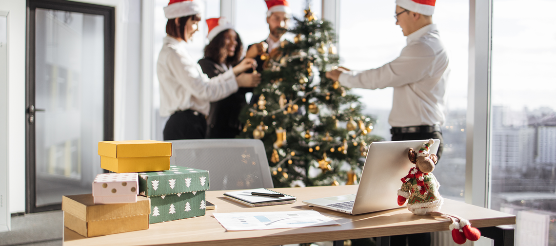 Espalhe o Espírito Natalício no Escritório com Estas Atividades de Team Building